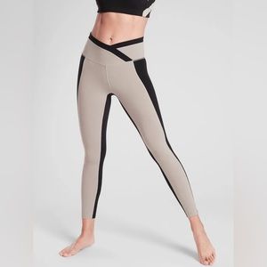 Athleta Chroma 7/8 Tight powervita fabric cross waistband size S black/quail